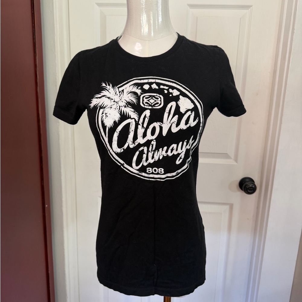 Maui Built Women's Black Tee